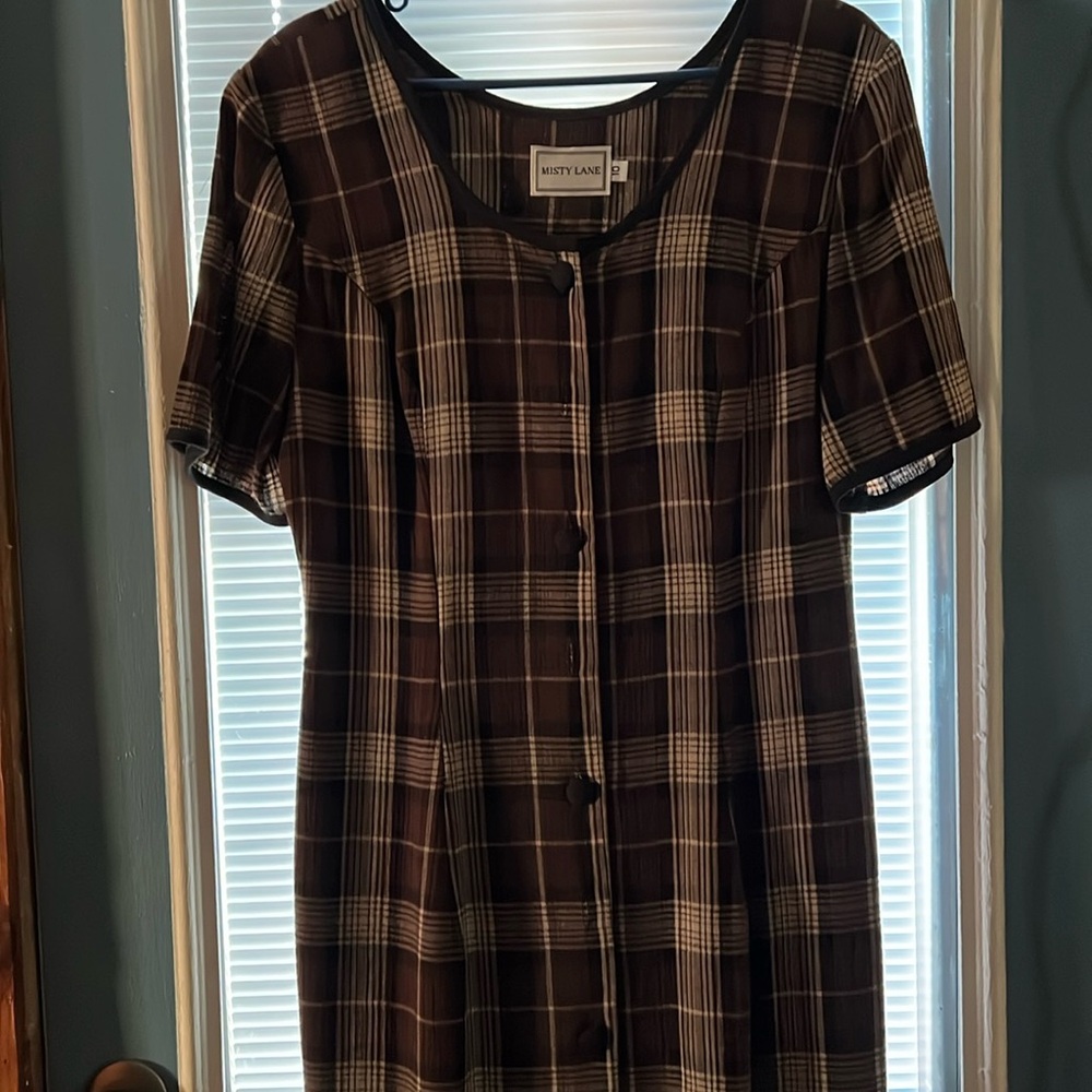 Short sleeve dress